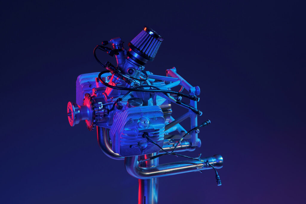Hirth Engines GmbH 4201 - Air-Cooled Two-Stroke Engine With 13.6HP